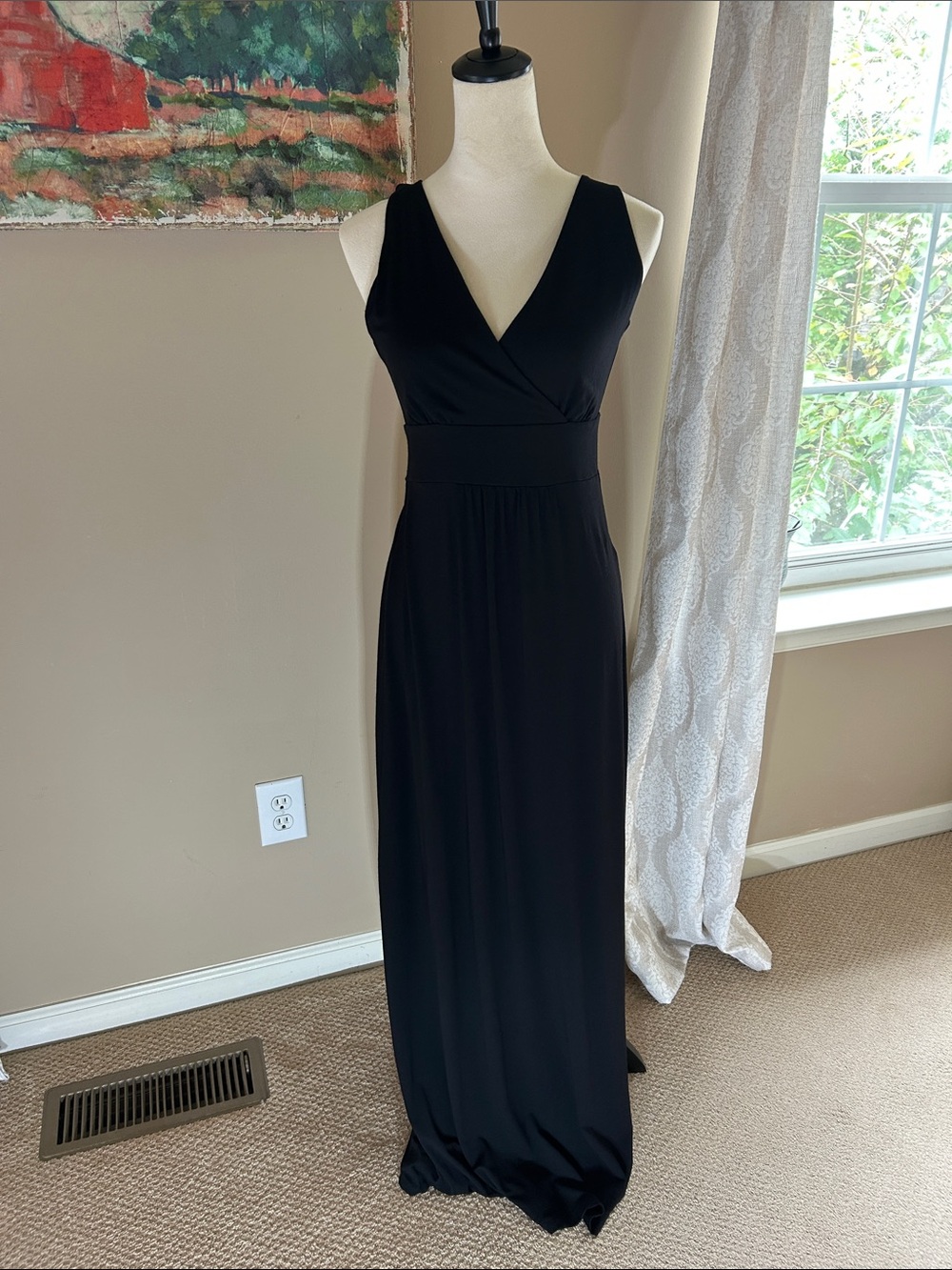 Willi Smith Black V-Neck Maxi Dress